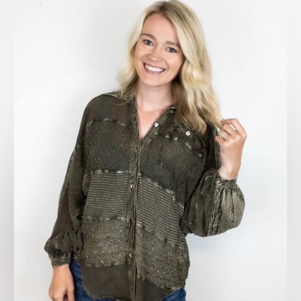 Young Threads Top Size Medium